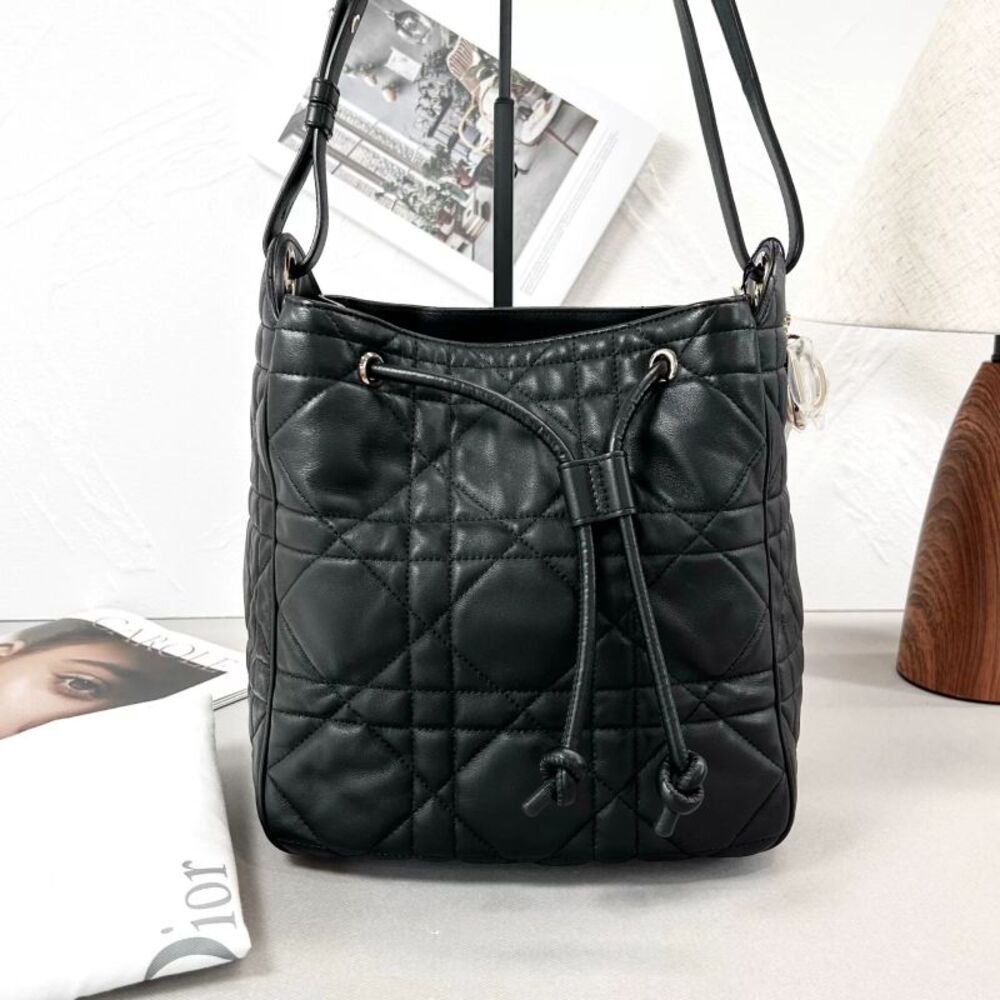 Dior Women Pre-Loved Bag Very Good Condition